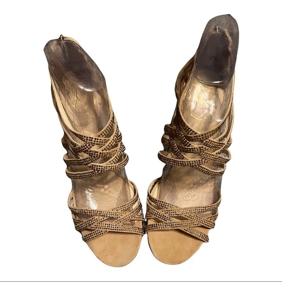 VC Signature BRIGITTE Heels Nude Beige Studded Open-Toe Stiletto Elegant Classic - Picture 2 of 4